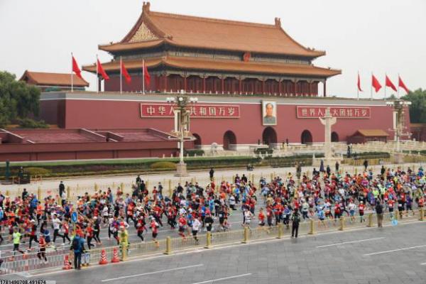 憋气漂浮训练方法_提升水感基础技巧(图1)